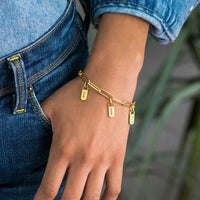 Pulseira Elegance Premium Personalizada - Grave os Nomes Da Sua Família | Oferta Especial Dia Das Mães! ♥