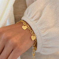 Pulseira Corações da Vida - Personalizável - Gravação a Laser - Aço Inoxidável | Oferta Especial Dia Das Mães!